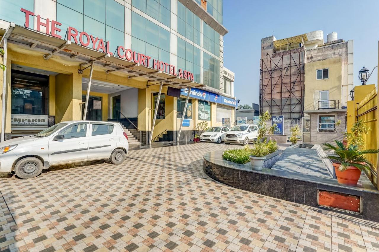 Townhouse 552Hotel Royal Court Джаландхар Экстерьер фото